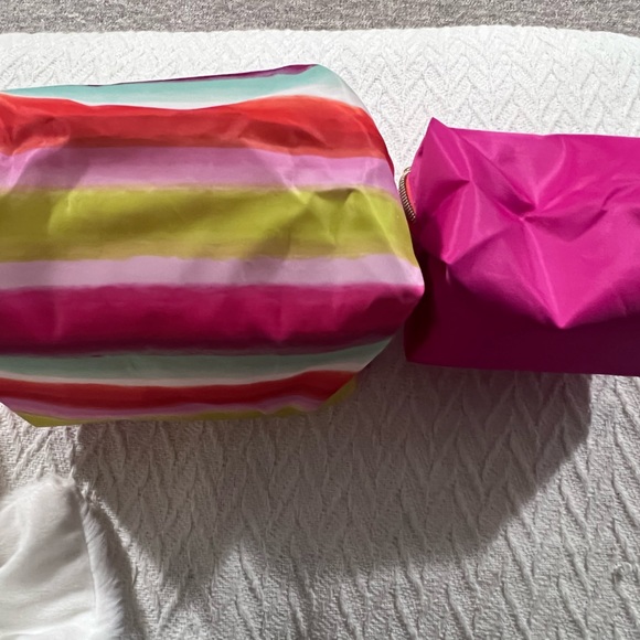Bath & Body Works Zipper Pouches 🌈 - Picture 2 of 4